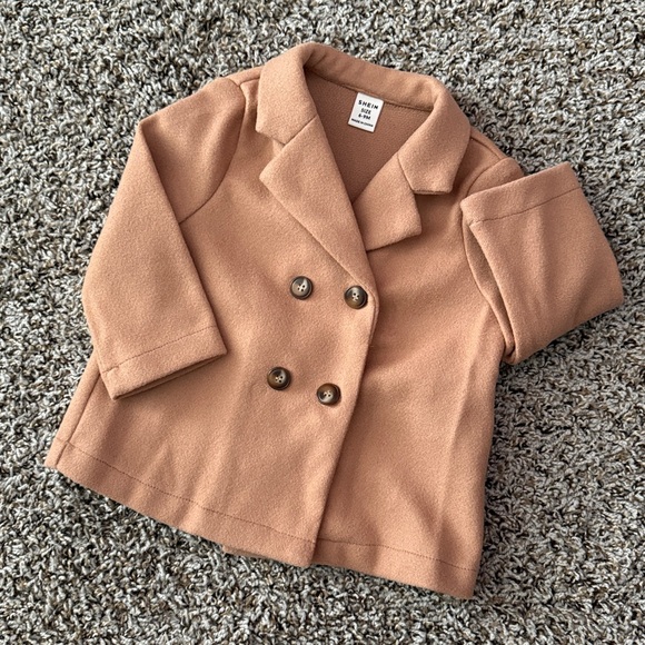 Baby Lapel Jacket - Picture 2 of 4